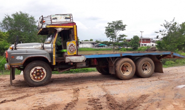 ขาย เทนเลอร์ 10 ล้อ หัวยาว เพลาเดียว เฟืองท้ายใหญ เครื่อง 6BD1 165 แรงม้า เกียร์ร็อคกี้ เบรคลมดัน คัสซีสวย เล่มทะเบียนครบพร้อมโอน