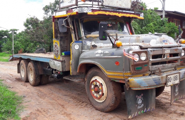 ขาย เทนเลอร์ 10 ล้อ หัวยาว เพลาเดียว เฟืองท้ายใหญ เครื่อง 6BD1 165 แรงม้า เกียร์ร็อคกี้ เบรคลมดัน คัสซีสวย เล่มทะเบียนครบพร้อมโอน