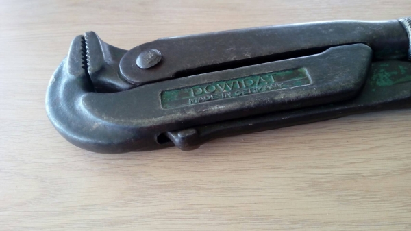 ขายคอม้าDOWIDAT Made in Germany. ขนาดปากจับ1 1/2" งานเก่ามือสองสภาพดี