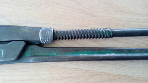 ขายคอม้าDOWIDAT Made in Germany. ขนาดปากจับ1 1/2" งานเก่ามือสองสภาพดี