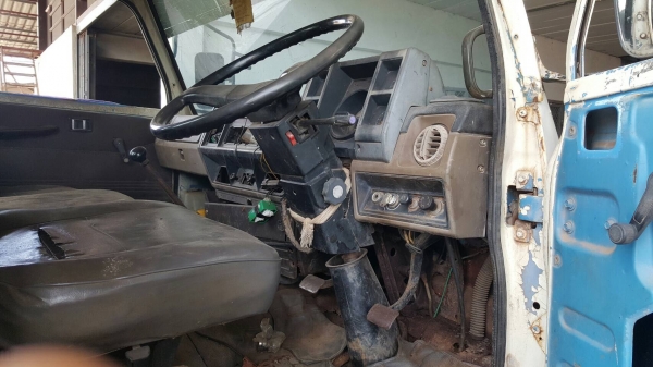 ขาย เทนเลอร์ 10 ล้อ ISUZU JCM เพลาเดียว ติดเครน 3.5 ตัน 5 ปลอก เครื่อง EH700 168 แรงม้า พาวเวอร์ ทะเบียนครบ