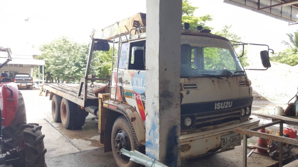 ขาย เทนเลอร์ 10 ล้อ ISUZU JCM เพลาเดียว ติดเครน 3.5 ตัน 5 ปลอก เครื่อง EH700 168 แรงม้า พาวเวอร์ ทะเบียนครบ