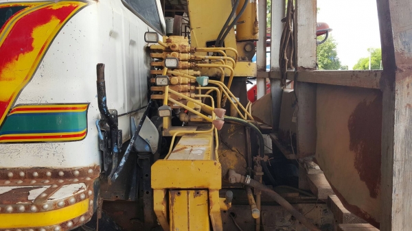 ขาย เทนเลอร์ 10 ล้อ ISUZU JCM เพลาเดียว ติดเครน 3.5 ตัน 5 ปลอก เครื่อง EH700 168 แรงม้า พาวเวอร์ ทะเบียนครบ