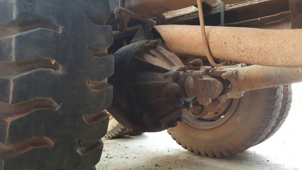 ขาย เทนเลอร์ 10 ล้อ ISUZU JCM เพลาเดียว ติดเครน 3.5 ตัน 5 ปลอก เครื่อง EH700 168 แรงม้า พาวเวอร์ ทะเบียนครบ