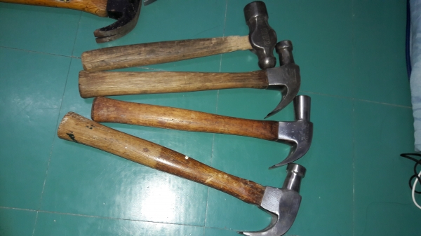 ขายค้อนหงอนตราตาด้ามไม้สวยๆเหล็กดี