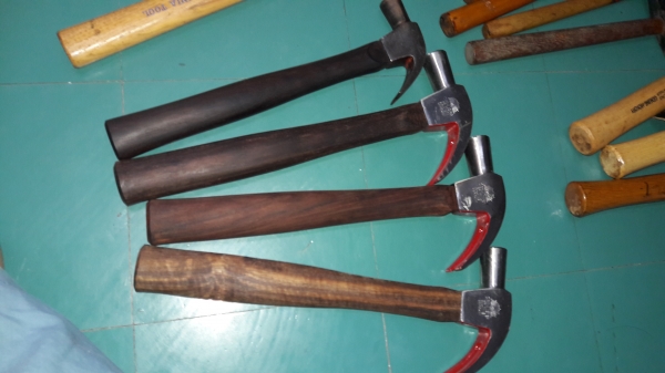 ขายค้อนหงอนตราตาด้ามไม้สวยๆเหล็กดี