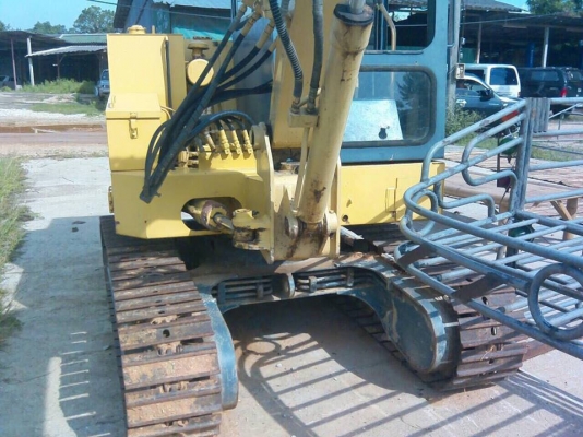 รถขุดเล็ก LS30 ขนาด PC30 เก๋งตู้ รถสวยมากๆใช้น้อย