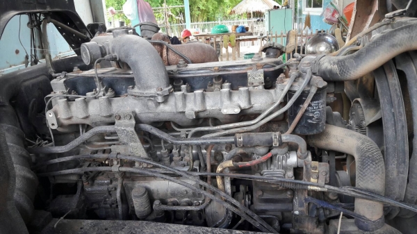 ขาย 6 ล้อ ISUZU กระบะยาว 6 เมตร เครื่อง 6BG1 เทอร์โบ 195 แรงม้า คัสซีสวยตลอดเส้น เบรคทิฟฟี่ สโลว์อินเตอร์ พาวเวอร์ ทะเบียนพร้อมโอน