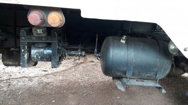 ขาย 6 ล้อ ISUZU กระบะยาว 6 เมตร เครื่อง 6BG1 เทอร์โบ 195 แรงม้า คัสซีสวยตลอดเส้น เบรคทิฟฟี่ สโลว์อินเตอร์ พาวเวอร์ ทะเบียนพร้อมโอน