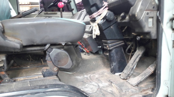 ขาย 6 ล้อ ISUZU กระบะยาว 6 เมตร เครื่อง 6BG1 เทอร์โบ 195 แรงม้า คัสซีสวยตลอดเส้น เบรคทิฟฟี่ สโลว์อินเตอร์ พาวเวอร์ ทะเบียนพร้อมโอน