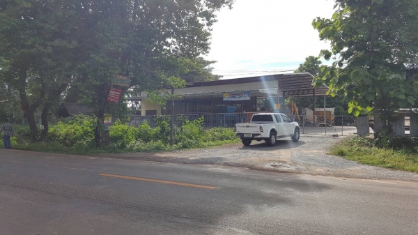 ขาย ที่ดิน 10 ไร่ พร้อมกิจการแพนท์ปูนคอนกรีตผสมเสร็จ ติดถนนสายอุดร-อำเภอเพ็ญ เขตแดนชัดเจน ราคาคุยกันได้ครับ ขาย ที่ดิน 10 ไร่ พร้อมกิจการแพนท์ปูนคอนกรีตผสมเสร็จ ติดถนนสายอุดร-อำเภอเพ็ญ เขตแดนชัดเจน ราคาคุยกันได้ครับ