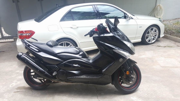 ฝากขาย / ขาย T max 500 cc ทะเบียนโอน2010 จัดได้ 180,000