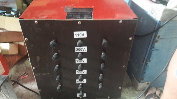 ขาย !! หม้อแปลงไฟของอาจิว..ขนาด30แอมป์.เป็นของใหม่เก่าเก็บ