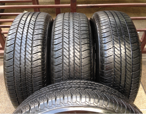 ยาง Bridgestone 265 65 17 กลางปี15 ดอกเต็ม ราคาไม่แพง