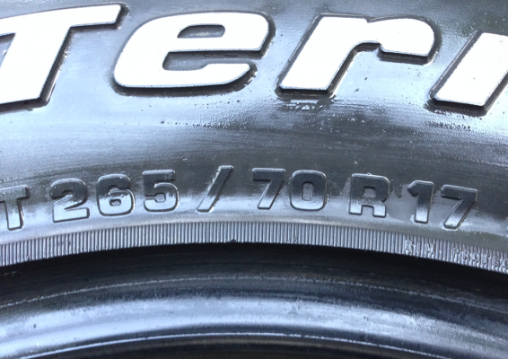 ยาง All BF Goodrich 265 70 17 ปี12 พร้อมใช้งาน ราคาไม่แพง