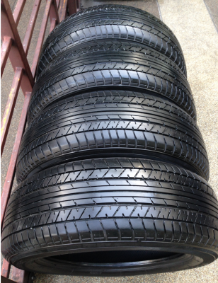 ยาง Yokohama 215 60 17 ปลายปี14 ดอกเต็ม เนื้อนิ่ม ราคาไม่แพง