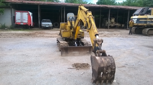 รถแบคโฮ YANMAR YB 20 ใช้งานได้ 99,000 ทดลองขับได้เลยค่ะ รถแบคโฮ YANMAR YB 20 ใช้งานได้ 99,000 ทดลองขับได้เลยค่ะ