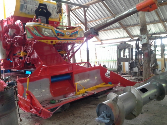 นำส่งแล่วครับ ขอบคุณท่านที่มีอุปการะคุณครับ  เกษตรพัฒนา 10  ht เครื่อง isuzu 195 เลดทั้งคัน บิ้วงานใหม่ คันนี้เสร็จมีคันใหม่เตรียมบิ้ว สนใจดูก่อนได้ ครับ