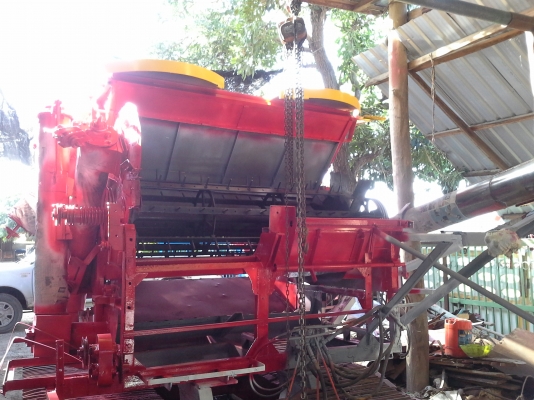 นำส่งแล่วครับ ขอบคุณท่านที่มีอุปการะคุณครับ  เกษตรพัฒนา 10  ht เครื่อง isuzu 195 เลดทั้งคัน บิ้วงานใหม่ คันนี้เสร็จมีคันใหม่เตรียมบิ้ว สนใจดูก่อนได้ ครับ