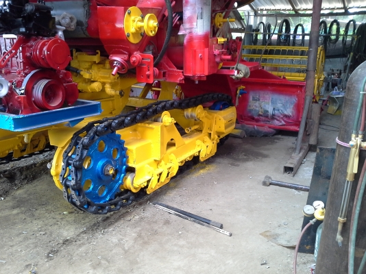 นำส่งแล่วครับ ขอบคุณท่านที่มีอุปการะคุณครับ  เกษตรพัฒนา 10  ht เครื่อง isuzu 195 เลดทั้งคัน บิ้วงานใหม่ คันนี้เสร็จมีคันใหม่เตรียมบิ้ว สนใจดูก่อนได้ ครับ