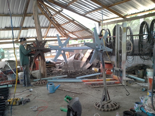 นำส่งแล่วครับ ขอบคุณท่านที่มีอุปการะคุณครับ  เกษตรพัฒนา 10  ht เครื่อง isuzu 195 เลดทั้งคัน บิ้วงานใหม่ คันนี้เสร็จมีคันใหม่เตรียมบิ้ว สนใจดูก่อนได้ ครับ