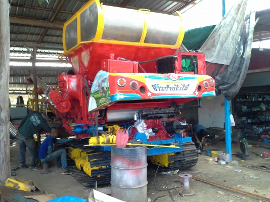 นำส่งแล่วครับ ขอบคุณท่านที่มีอุปการะคุณครับ  เกษตรพัฒนา 10  ht เครื่อง isuzu 195 เลดทั้งคัน บิ้วงานใหม่ คันนี้เสร็จมีคันใหม่เตรียมบิ้ว สนใจดูก่อนได้ ครับ