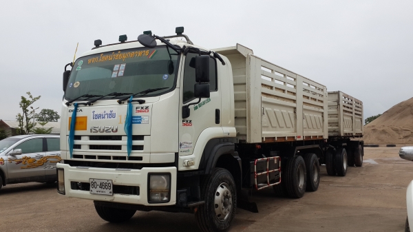 ขายด่วนรถพ่วง360แม่ลูกๆสองเพลา สามิตรรอนเเฉียง สภาพพร้อมใช้สุดๆจัดแนนท์ได้โทร0843923995 ไอดีไลน์0801515451