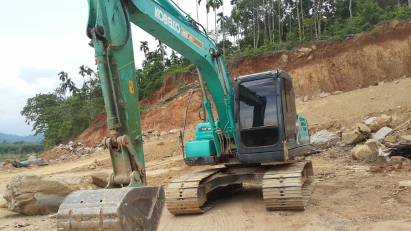 ขายรถแบคโฮ KOBELCO SK140-8 เอกสารใบแจ้งจำหน่าย 6000 ชม.ราคา 1800000 ขายรถแบคโฮ KOBELCO SK140-8 เอกสารใบแจ้งจำหน่าย 6000 ชม.ราคา 1800000