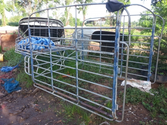 ขายคอกรถดีแมค แค้ป สภาพดีพร้อมใช้งาน ขายคอกรถดีแมค แค้ป สภาพดีพร้อมใช้งาน