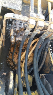 ขายรถแบคโฮ KOMATSU PC100L-1 ช่วงล่างใหญ่ เอวสูง ราคา 400000