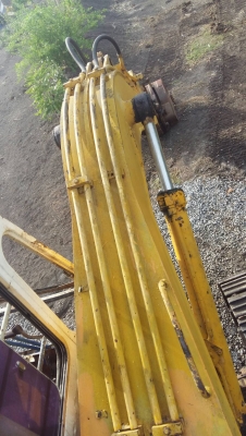 ขายรถแบคโฮ KOMATSU PC100L-1 ช่วงล่างใหญ่ เอวสูง ราคา 400000