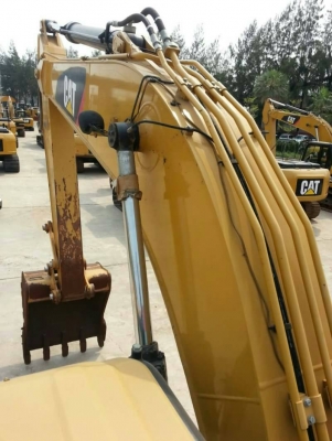 ขายรถแบคโฮ CAT 320 D JAPAN ไมล์ 4000 ชม.ราคา 2450000