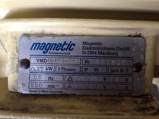 ขายมอเตอร์สั่น-เขย่า Magnetic 1/3HP. 380V made in Germany รุ่นตุ้มใหญ่ สั่นแรงมาก สภาพดี พร้อมใช้งาน ขายมอเตอร์สั่น-เขย่า Magnetic 1/3HP. 380V made in Germany รุ่นตุ้มใหญ่ สั่นแรงมาก สภาพดี พร้อมใช้งาน
