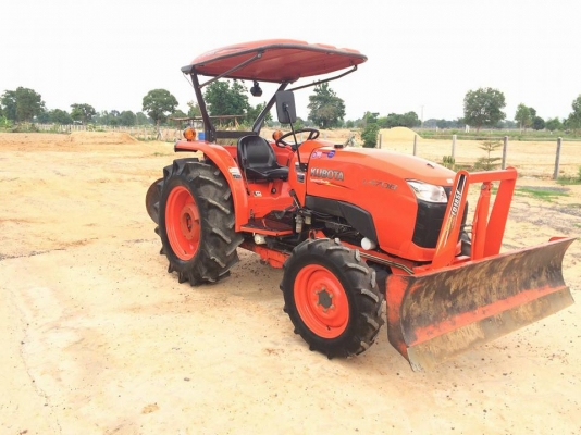 ขายคับL4708. รถปี 56 สภาพนางฟ้า รถใช้งาน 635 ชั่วโมง  ทุกอย่างเดิม สนใจ 084-5486359 สุชาติ