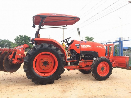 ขายคับL4708. รถปี 56 สภาพนางฟ้า รถใช้งาน 635 ชั่วโมง  ทุกอย่างเดิม สนใจ 084-5486359 สุชาติ