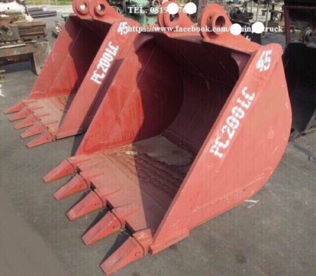 ขายบุ้งกี๋ใหม่ ใส่กับรถแบคโฮขนาด 200 ราคา 42000