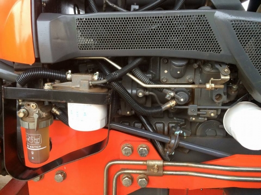 ขาย L3208SP รถปี57 ชั่วโมงการทำงาน 521ชั่วโมง สภาพสวย เกียร์แน่น พร้อมใช้งาน  พร้อมผานหน้า+ผานหลัง ตราช้าง สนใจ 084-5486359