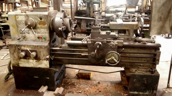 แท่นกลึง 6 ฟุต 3 เพลา เกียร์บล็อก รุ่นหนัก พร้อมใช้งาน รูเพลา 3 นิ้ว ด่วนๆๆๆ 150,000