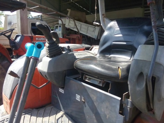 ขายรถแบคโฮ KUBOTA KX913 ขนาด 3 ตัน เอกสารเล่มทะเบียน ราคา 450000