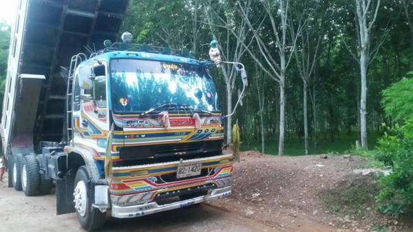 ขายรถบรรทุก 10 ล้อดัมพ์ ISUZU DECA 270 แรงม้าปี 2547 ราคา 1650000