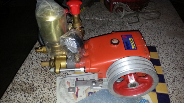 ขายปั้มพ่นยา ตัวละ 4,800  ของใหม่หัวทองเหลือง