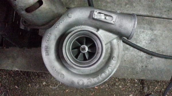 ขาย เทอร์โบholset hx55 8,500 รูปแท้