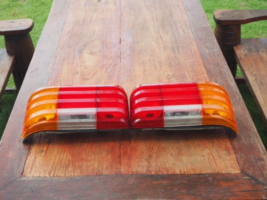 อะไหล่ benz w114/w115