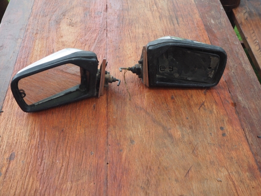 อะไหล่ benz w114/w115