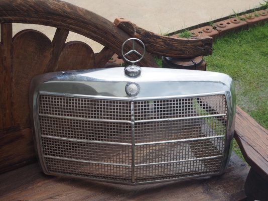 อะไหล่ benz w114/w115