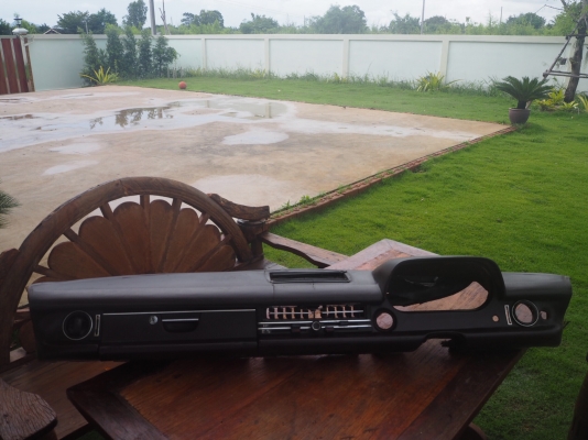 อะไหล่ benz w114/w115 อะไหล่ benz w114/w115