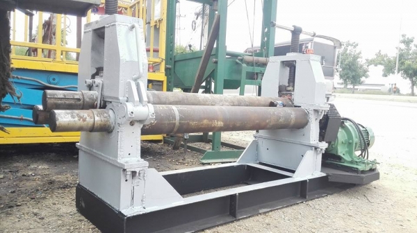 ** Sold ** เครื่องม้วนประกอบใหม่ 100\% ขนาด 4 ฟุต เพลาตันม้วนหนา 12 มม.เกียร์ Sumitomo 5 HP 380V เอางานมาเทสก่อนได้!!