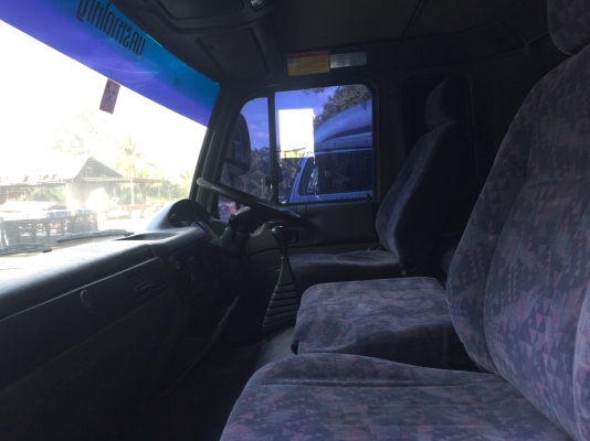 หัวลาก UD  350 แรง  ปี  50-51  มี 10 หัว  สภาพพร้อมใช้งาน  ราคา 950,000  บาท