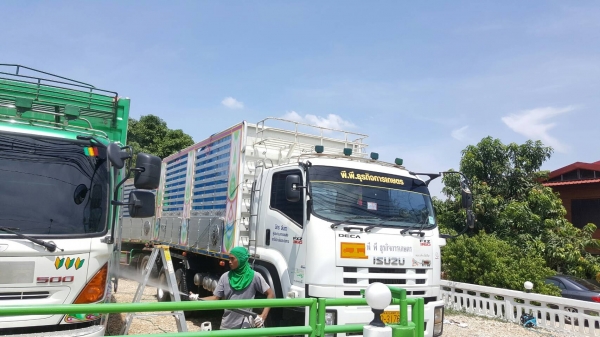 ขายด่วนรถ 10ล้อดัมพ์  ISUZU FXZ360 EURO 3 ปี 2555 กระบะบรรทุกคอกเกษตรอลูมิเนียม 360แรงม้า สภาพสวยจัด  มือเดียวออกห้าง