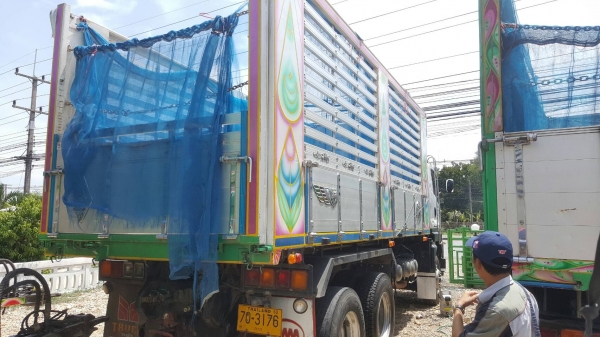 ขายด่วนรถ 10ล้อดัมพ์  ISUZU FXZ360 EURO 3 ปี 2555 กระบะบรรทุกคอกเกษตรอลูมิเนียม 360แรงม้า สภาพสวยจัด  มือเดียวออกห้าง